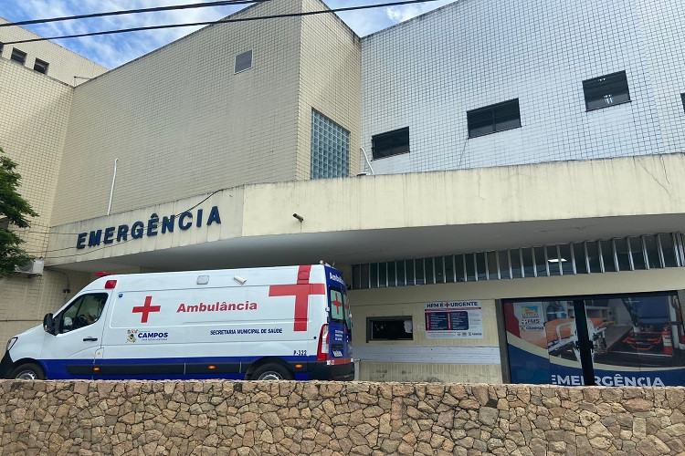 Homem morre após explosão de churrasqueira em Campos; vítima teve 80% do corpo queimado